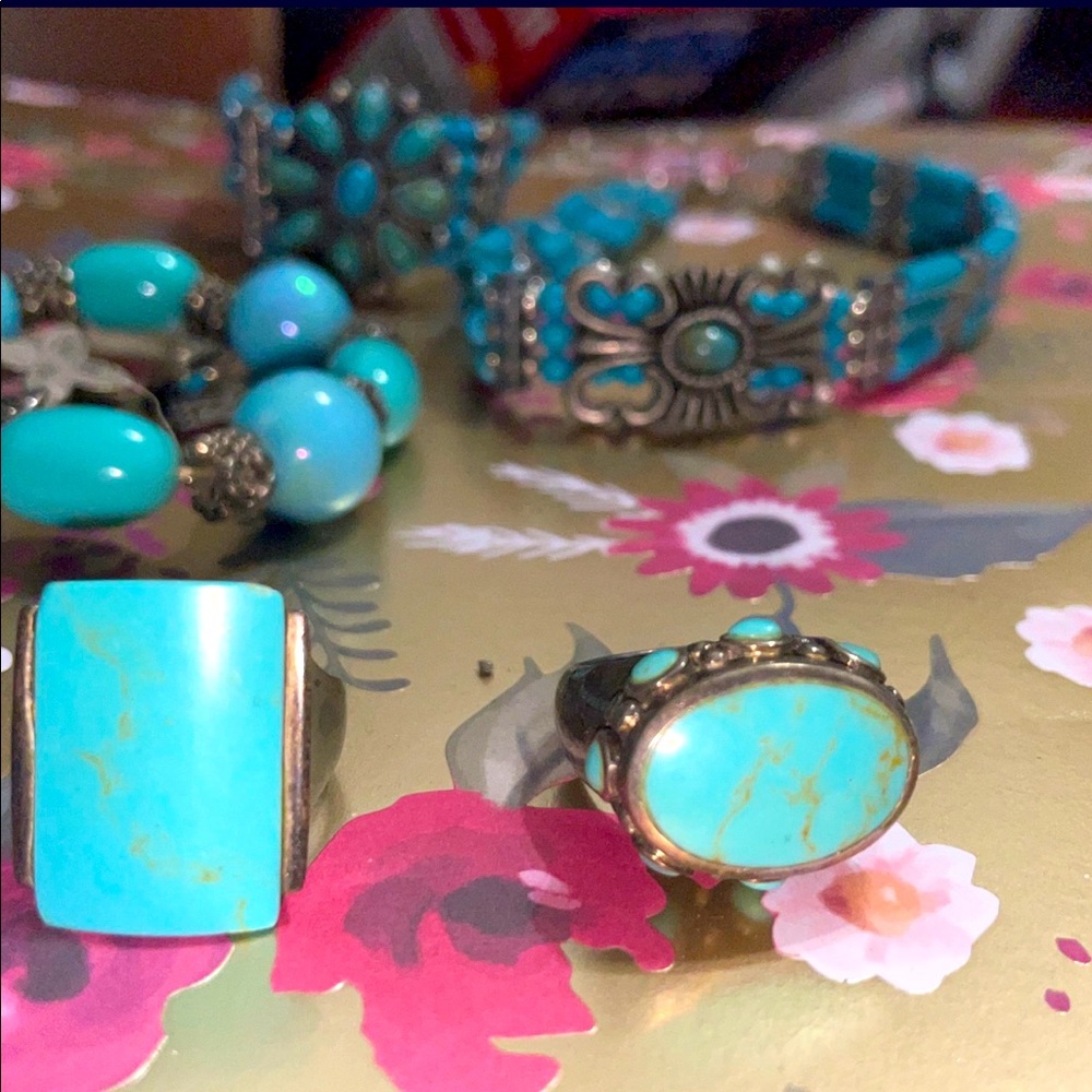 Blue Jewelry Stone Set